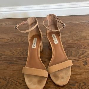 Steve Madden Tan Heels